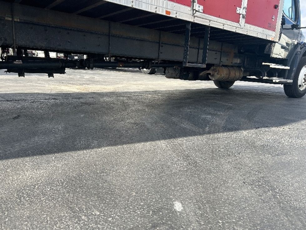 Medium Duty Box Truck-Light and Medium Duty Trucks-Freightliner-2021-M2-Columbus-OH-107,671\n\t\tmiles-$ 78,000 - Image 14