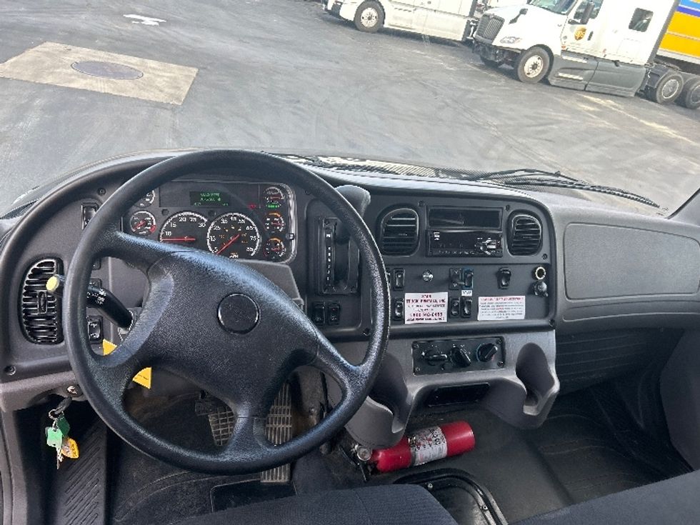 Medium Duty Box Truck-Light and Medium Duty Trucks-Freightliner-2021-M2-Columbus-OH-107,671\n\t\tmiles-$ 78,000 - Image 18