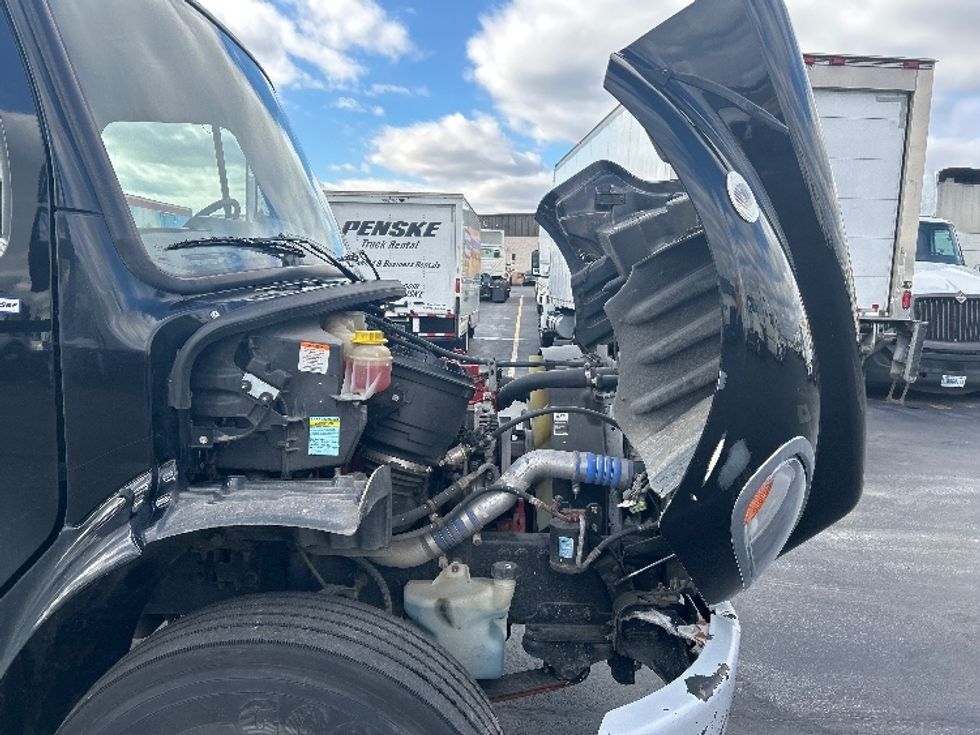 Medium Duty Box Truck-Light and Medium Duty Trucks-Freightliner-2021-M2-Columbus-OH-107,671\n\t\tmiles-$ 78,000 - Image 23