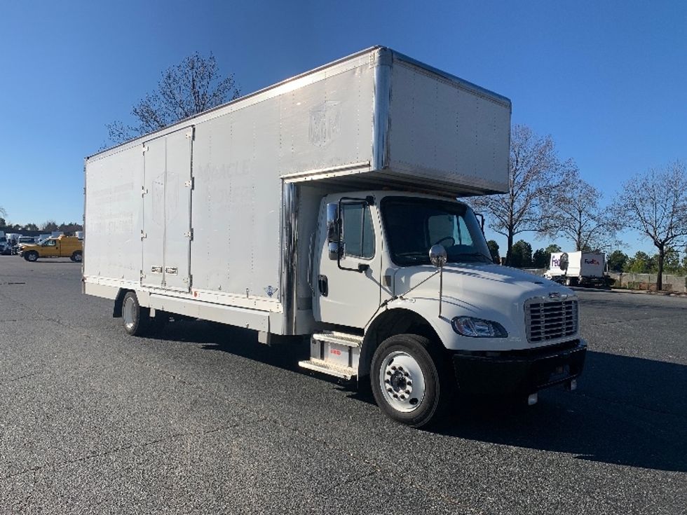 Medium Duty Box Truck-Light and Medium Duty Trucks-Freightliner-2021-M2-Concord-NC-137,803\n\t\tmiles-$ 76,000 - Image 1