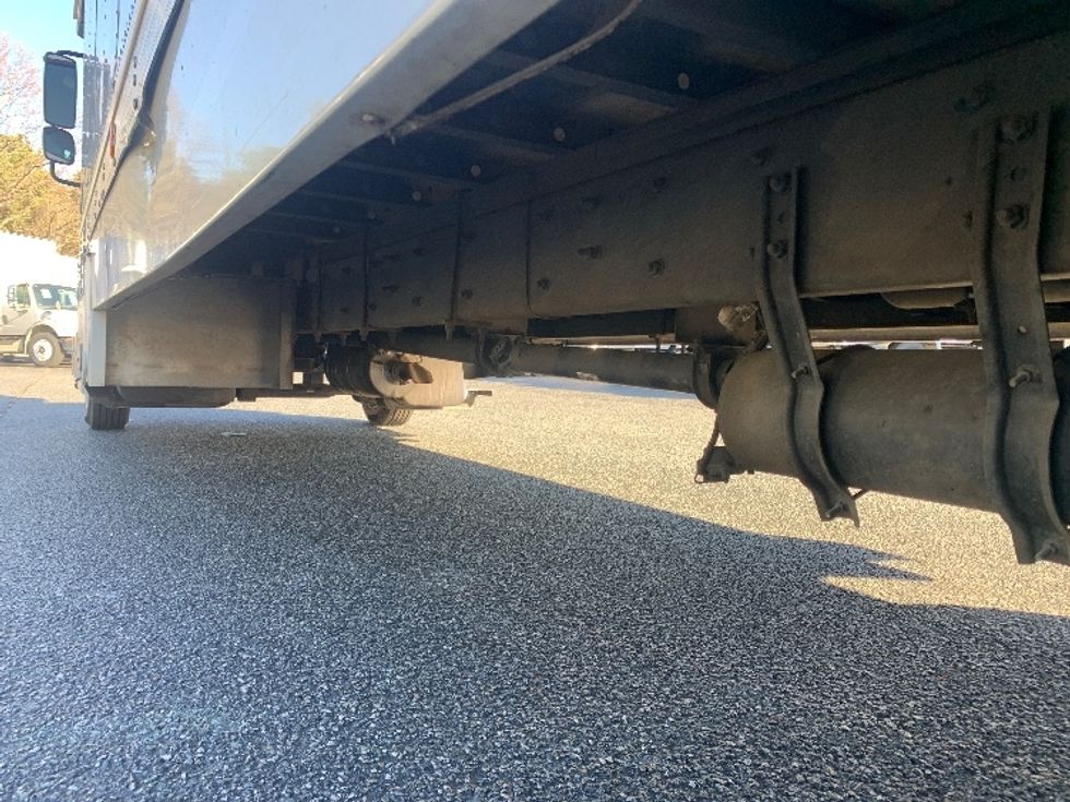Medium Duty Box Truck-Light and Medium Duty Trucks-Freightliner-2021-M2-Concord-NC-137,803\n\t\tmiles-$ 76,000 - Image 5
