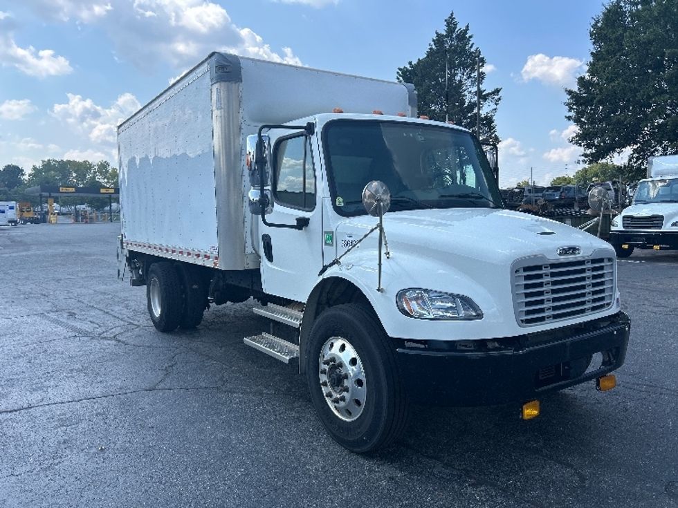 Medium Duty Box Truck-Light and Medium Duty Trucks-Freightliner-2021-M2-Concord-NC-158,079\n\t\tmiles-$ 50,750 - Image 1