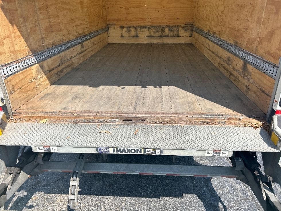 Medium Duty Box Truck-Light and Medium Duty Trucks-Freightliner-2021-M2-Concord-NC-158,079\n\t\tmiles-$ 50,750 - Image 10