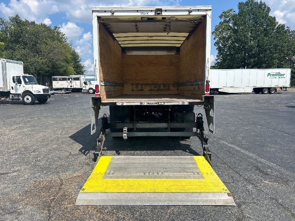 Medium Duty Box Truck-Light and Medium Duty Trucks-Freightliner-2021-M2-Concord-NC-158,079\n\t\tmiles-$ 50,750 - Image 9