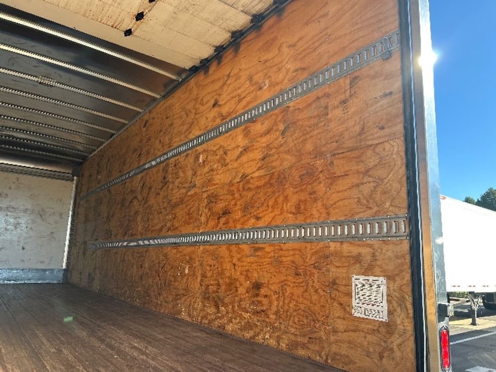 Medium Duty Box Truck-Light and Medium Duty Trucks-Freightliner-2021-M2-Concord-NC-206,761\n\t\tmiles-$ 55,000 - Image 12