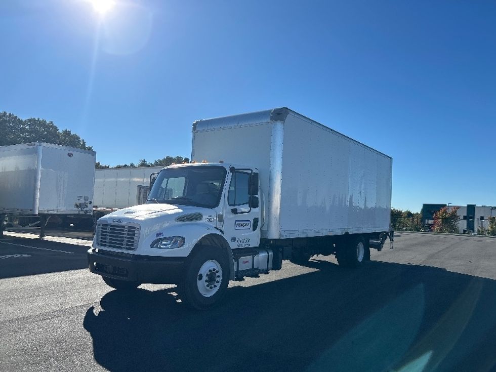 Medium Duty Box Truck-Light and Medium Duty Trucks-Freightliner-2021-M2-Concord-NC-206,761\n\t\tmiles-$ 55,000 - Image 3