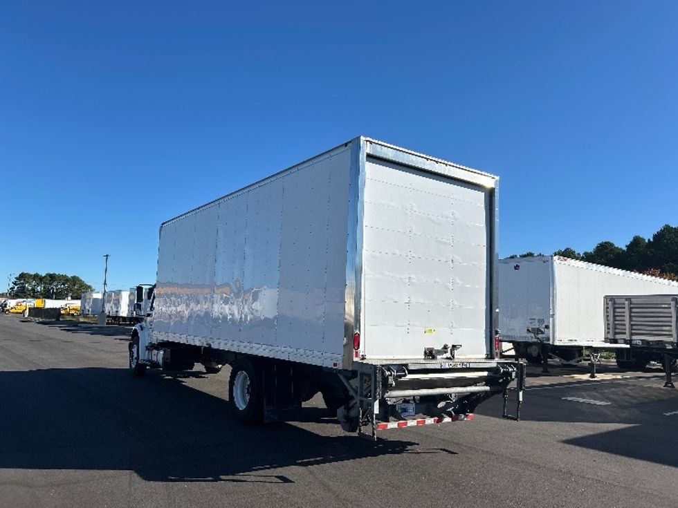 Medium Duty Box Truck-Light and Medium Duty Trucks-Freightliner-2021-M2-Concord-NC-206,761\n\t\tmiles-$ 55,000 - Image 6