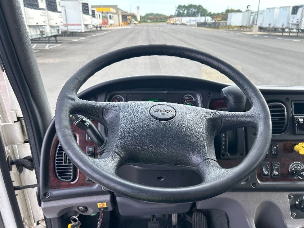 Medium Duty Box Truck-Light and Medium Duty Trucks-Freightliner-2021-M2-Concord-NC-213,125\n\t\tmiles-$ 53,750 - Image 18