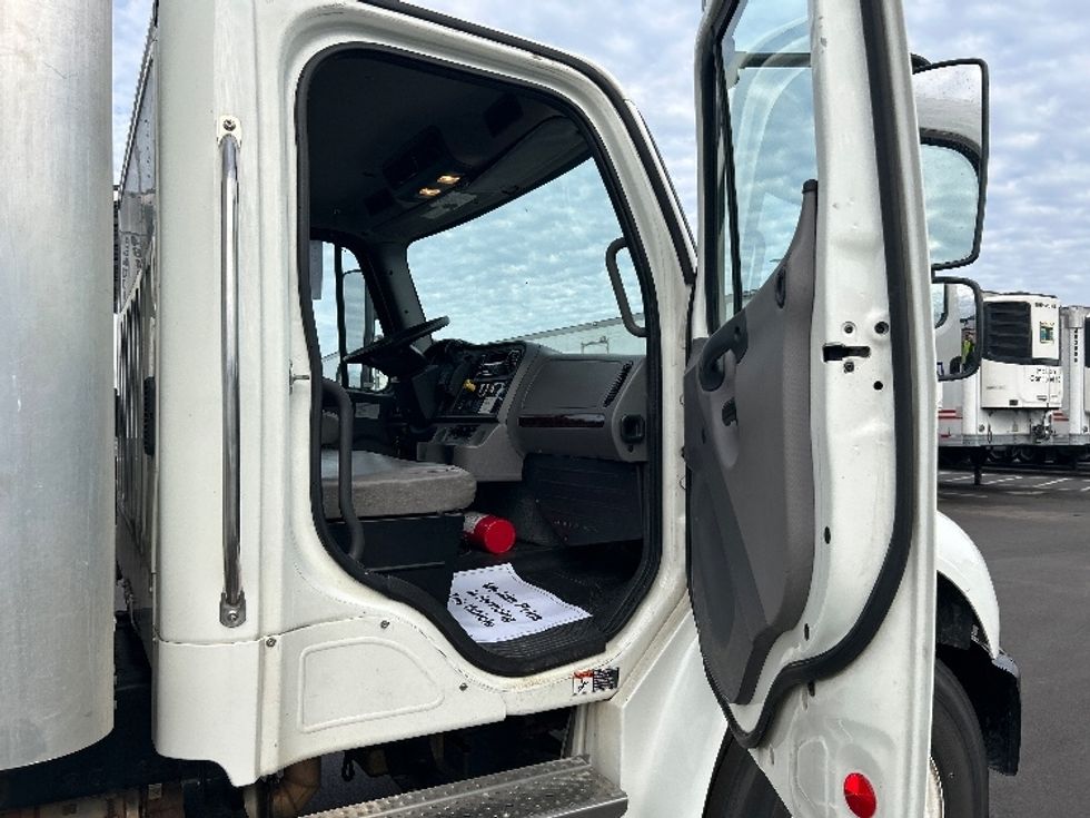 Medium Duty Box Truck-Light and Medium Duty Trucks-Freightliner-2021-M2-Concord-NC-213,125\n\t\tmiles-$ 53,750 - Image 20