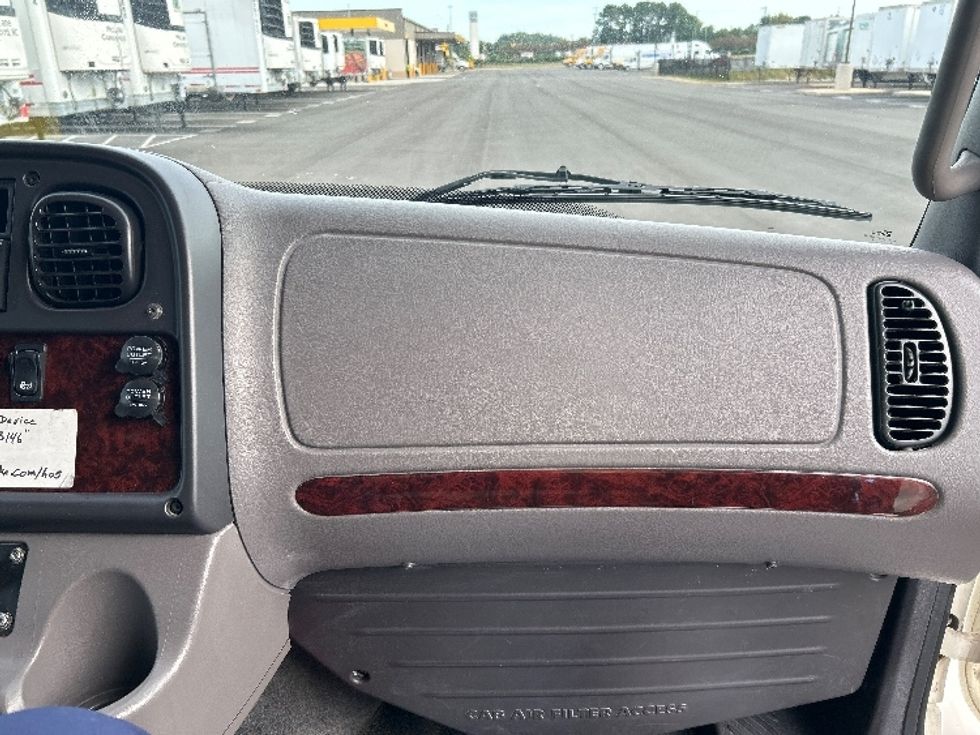 Medium Duty Box Truck-Light and Medium Duty Trucks-Freightliner-2021-M2-Concord-NC-213,125\n\t\tmiles-$ 53,750 - Image 21