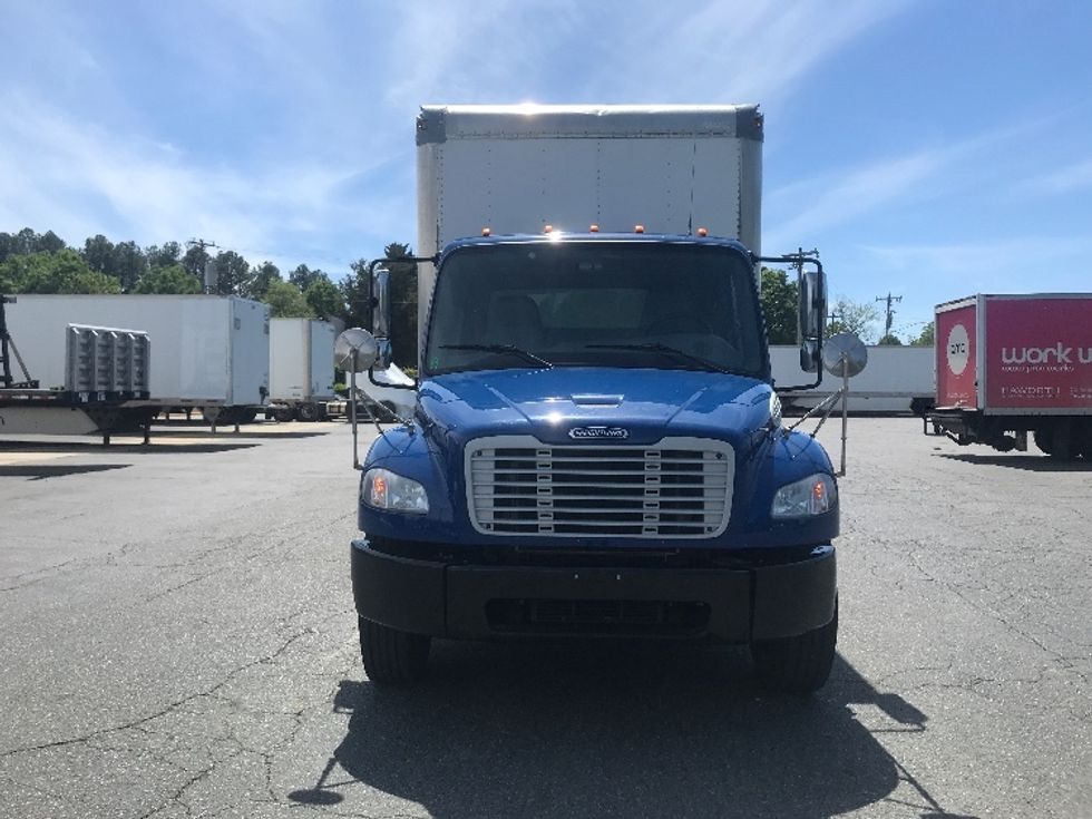 Medium Duty Box Truck-Light and Medium Duty Trucks-Freightliner-2021-M2-Concord-NC-250,477\n\t\tmiles-$ 42,000 - Image 2