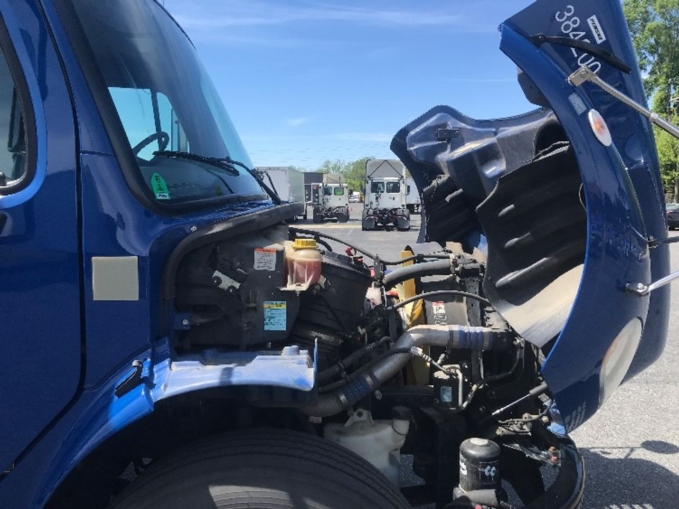 Medium Duty Box Truck-Light and Medium Duty Trucks-Freightliner-2021-M2-Concord-NC-250,477\n\t\tmiles-$ 42,000 - Image 22