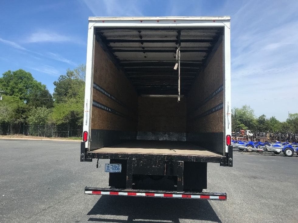 Medium Duty Box Truck-Light and Medium Duty Trucks-Freightliner-2021-M2-Concord-NC-250,477\n\t\tmiles-$ 42,000 - Image 8