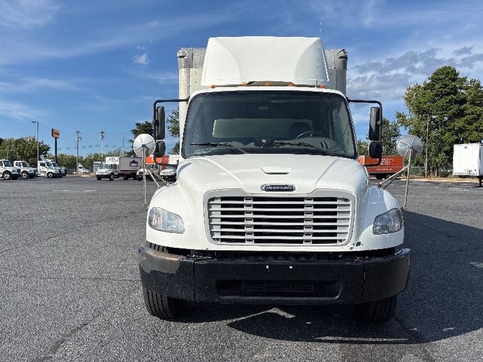Medium Duty Box Truck-Light and Medium Duty Trucks-Freightliner-2021-M2-Concord-NC-293,603\n\t\tmiles-$ 41,500 - Image 2
