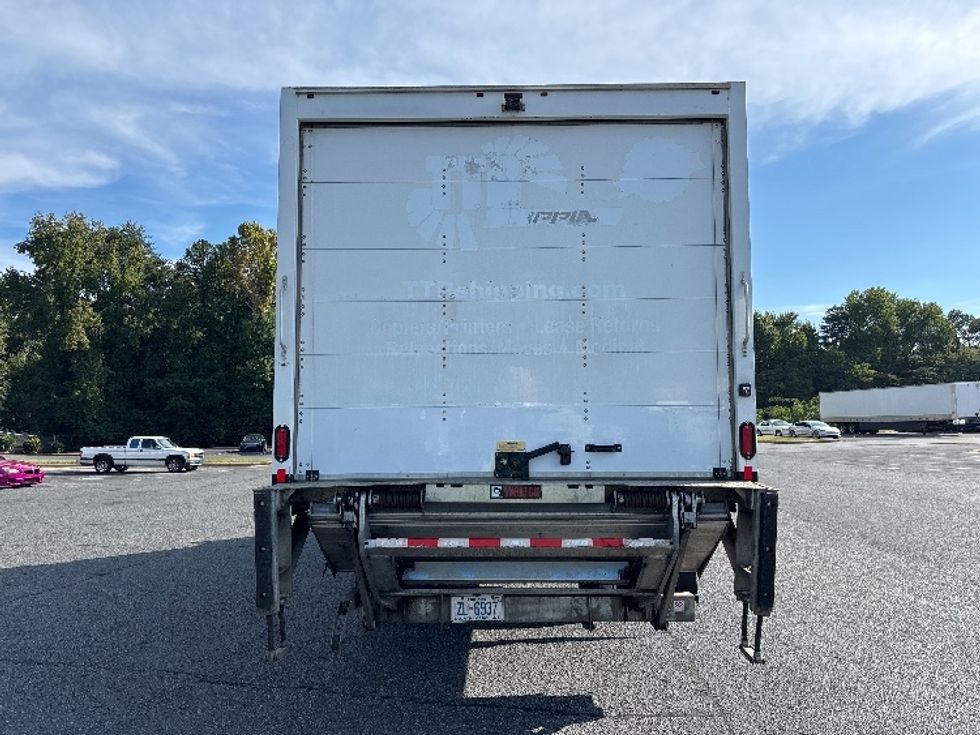 Medium Duty Box Truck-Light and Medium Duty Trucks-Freightliner-2021-M2-Concord-NC-293,603\n\t\tmiles-$ 41,500 - Image 6