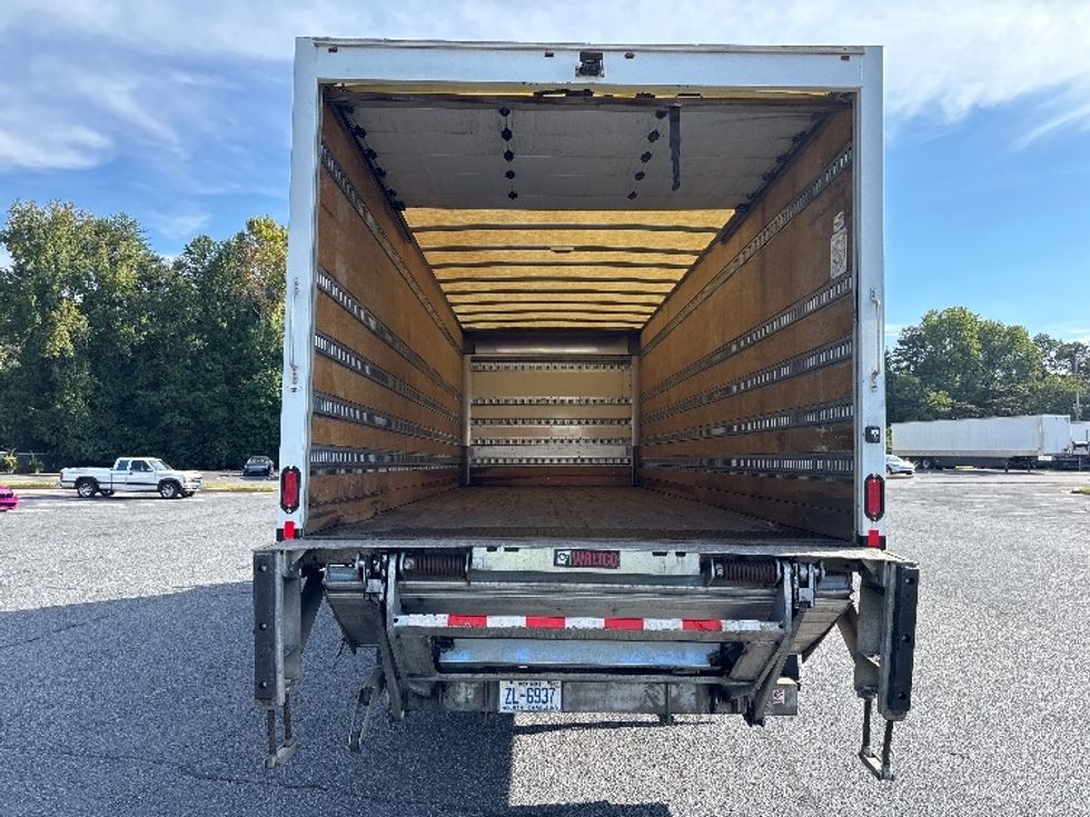 Medium Duty Box Truck-Light and Medium Duty Trucks-Freightliner-2021-M2-Concord-NC-293,603\n\t\tmiles-$ 41,500 - Image 7