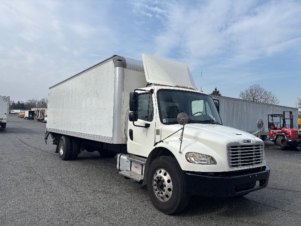 Medium Duty Box Truck-Light and Medium Duty Trucks-Freightliner-2021-M2-Concord-NC-310,621\n\t\tmiles-$ 34,750 - Image 1