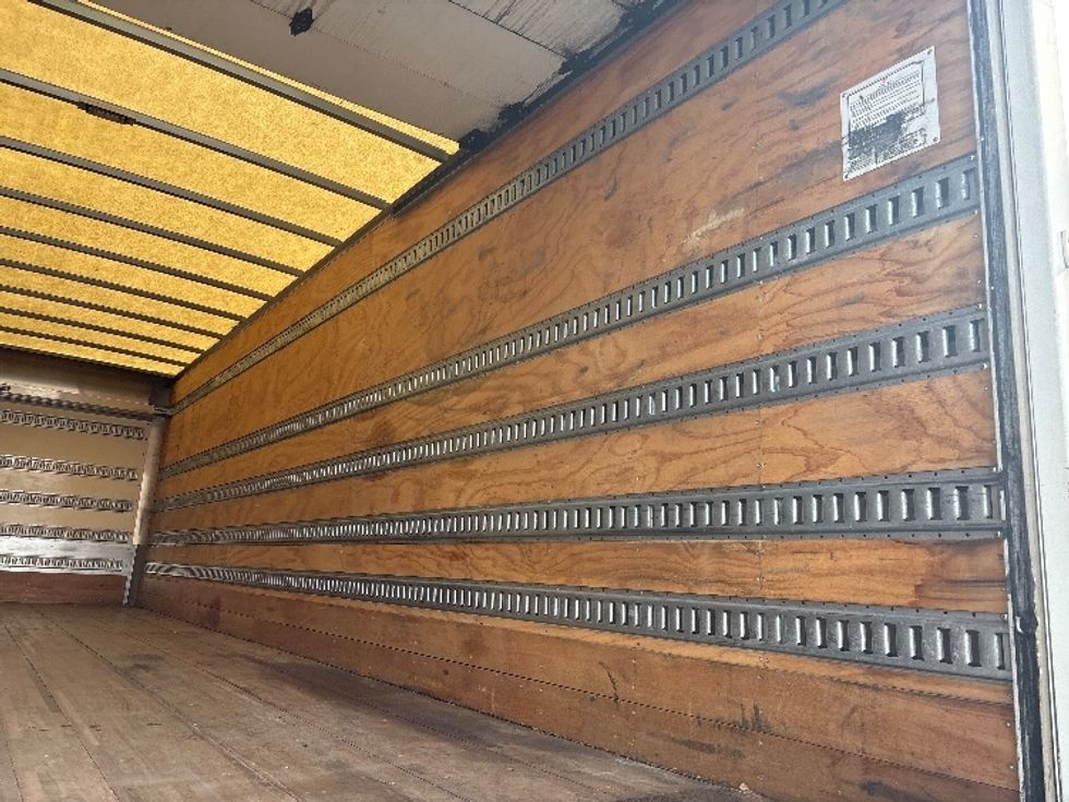 Medium Duty Box Truck-Light and Medium Duty Trucks-Freightliner-2021-M2-Concord-NC-310,621\n\t\tmiles-$ 34,750 - Image 12