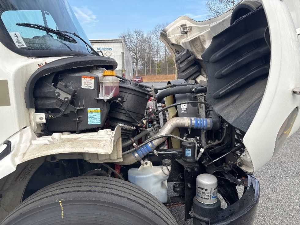 Medium Duty Box Truck-Light and Medium Duty Trucks-Freightliner-2021-M2-Concord-NC-310,621\n\t\tmiles-$ 34,750 - Image 23