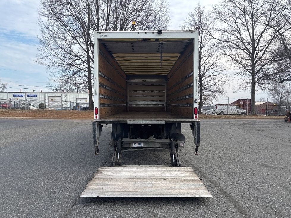 Medium Duty Box Truck-Light and Medium Duty Trucks-Freightliner-2021-M2-Concord-NC-310,621\n\t\tmiles-$ 34,750 - Image 9
