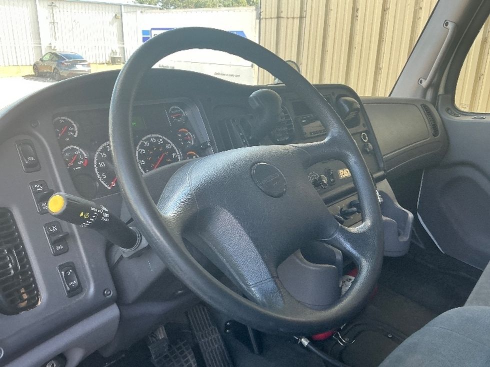 Medium Duty Box Truck-Light and Medium Duty Trucks-Freightliner-2021-M2-Conway-SC-152,705\n\t\tmiles-$ 73,000 - Image 17