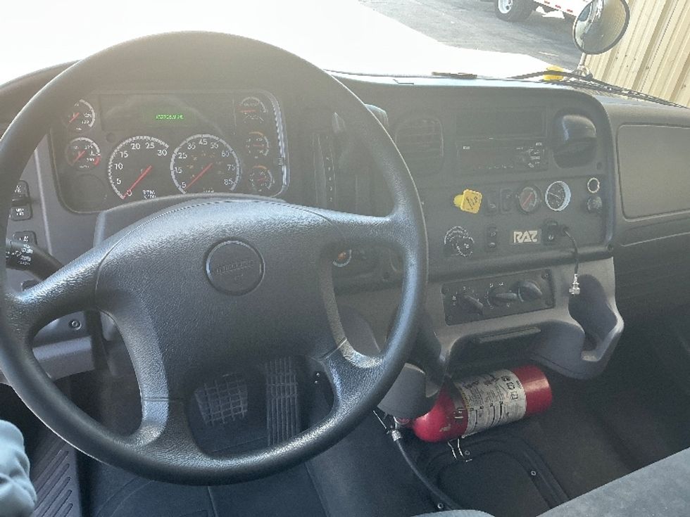 Medium Duty Box Truck-Light and Medium Duty Trucks-Freightliner-2021-M2-Conway-SC-152,705\n\t\tmiles-$ 73,000 - Image 18