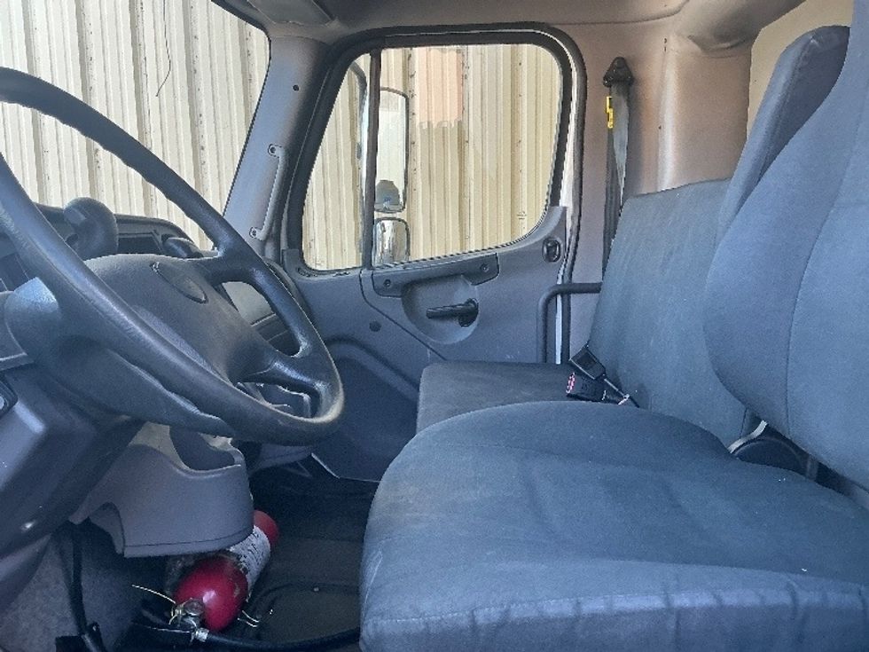 Medium Duty Box Truck-Light and Medium Duty Trucks-Freightliner-2021-M2-Conway-SC-152,705\n\t\tmiles-$ 73,000 - Image 19