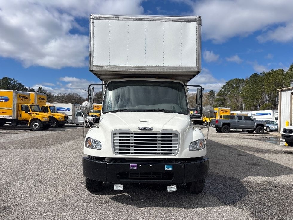 Medium Duty Box Truck-Light and Medium Duty Trucks-Freightliner-2021-M2-Conway-SC-152,705\n\t\tmiles-$ 73,000 - Image 2