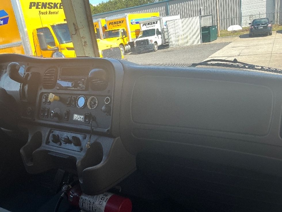 Medium Duty Box Truck-Light and Medium Duty Trucks-Freightliner-2021-M2-Conway-SC-152,705\n\t\tmiles-$ 73,000 - Image 21