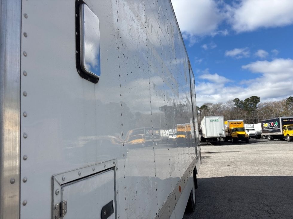 Medium Duty Box Truck-Light and Medium Duty Trucks-Freightliner-2021-M2-Conway-SC-152,705\n\t\tmiles-$ 73,000 - Image 27