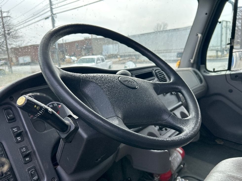 Medium Duty Box Truck-Light and Medium Duty Trucks-Freightliner-2021-M2-Coxsackie-NY-159,798\n\t\tmiles-$ 50,250 - Image 16