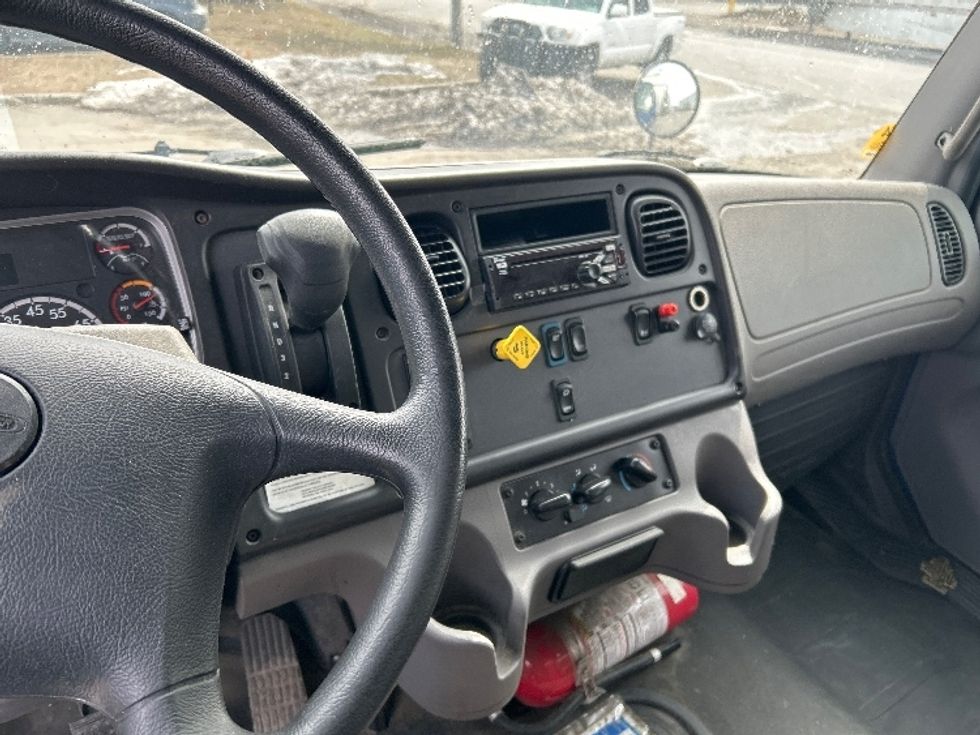 Medium Duty Box Truck-Light and Medium Duty Trucks-Freightliner-2021-M2-Coxsackie-NY-159,798\n\t\tmiles-$ 50,250 - Image 17