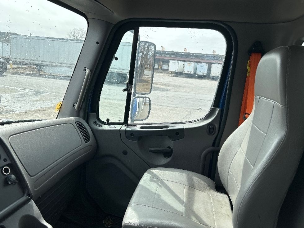 Medium Duty Box Truck-Light and Medium Duty Trucks-Freightliner-2021-M2-Coxsackie-NY-159,798\n\t\tmiles-$ 50,250 - Image 18