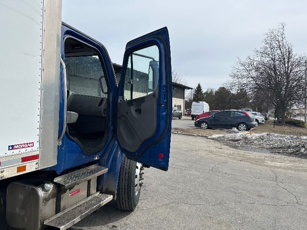 Medium Duty Box Truck-Light and Medium Duty Trucks-Freightliner-2021-M2-Coxsackie-NY-159,798\n\t\tmiles-$ 50,250 - Image 19