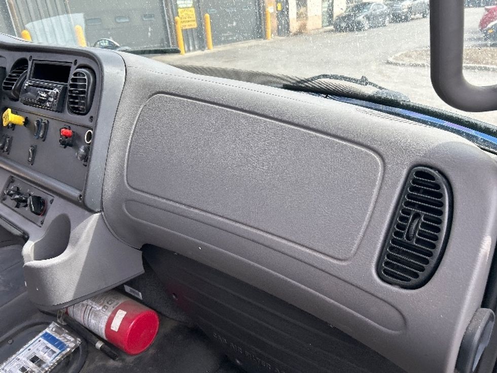 Medium Duty Box Truck-Light and Medium Duty Trucks-Freightliner-2021-M2-Coxsackie-NY-159,798\n\t\tmiles-$ 50,250 - Image 20