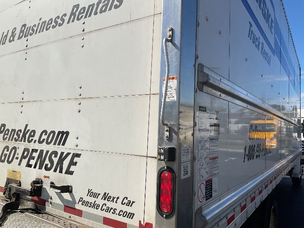 Medium Duty Box Truck-Light and Medium Duty Trucks-Freightliner-2021-M2-Cranbury-NJ-230,490\n\t\tmiles-$ 45,750 - Image 27