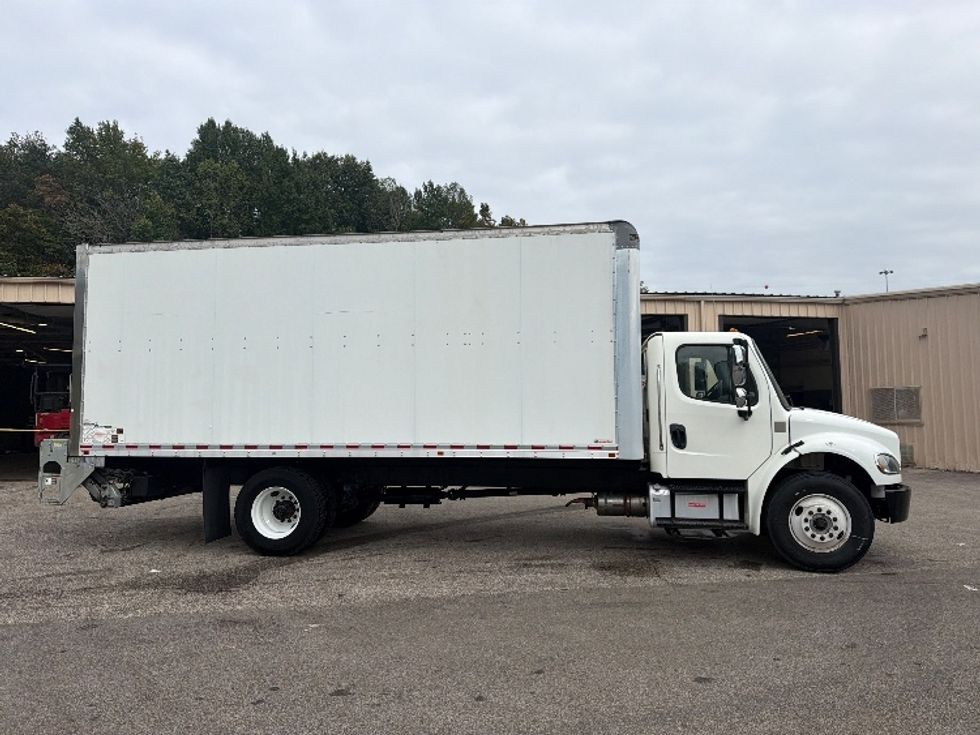 Medium Duty Box Truck-Light and Medium Duty Trucks-Freightliner-2021-M2-Cross Lanes-WV-94,645\n\t\tmiles-$ 57,750 - Image 15