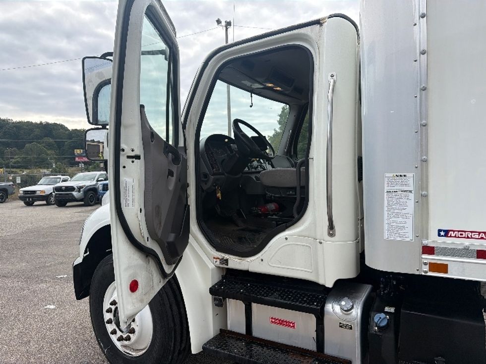 Medium Duty Box Truck-Light and Medium Duty Trucks-Freightliner-2021-M2-Cross Lanes-WV-94,645\n\t\tmiles-$ 57,750 - Image 16