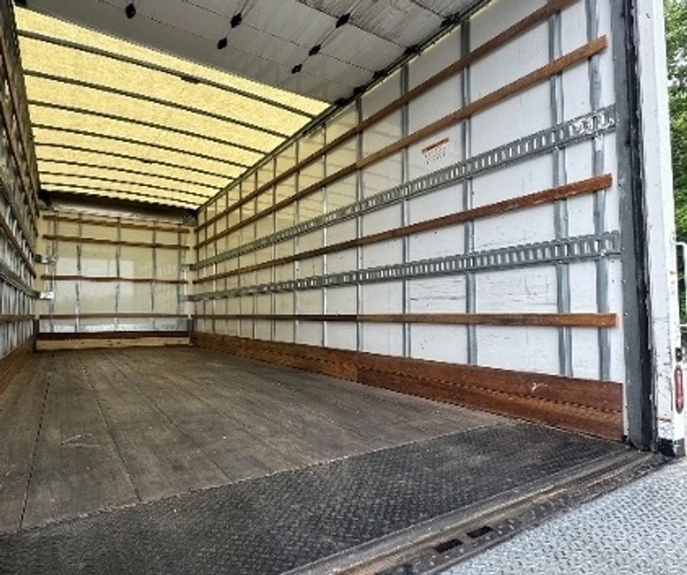 Medium Duty Box Truck-Light and Medium Duty Trucks-Freightliner-2021-M2-Dalton-GA-106,840\n\t\tmiles-$ 68,000 - Image 12