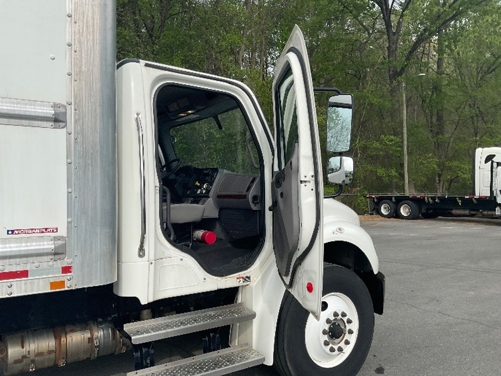 Medium Duty Box Truck-Light and Medium Duty Trucks-Freightliner-2021-M2-Dalton-GA-106,840\n\t\tmiles-$ 68,000 - Image 20