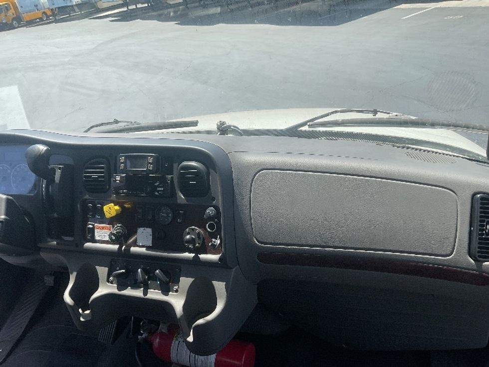 Medium Duty Box Truck-Light and Medium Duty Trucks-Freightliner-2021-M2-Dayton-NJ-117,356\n\t\tmiles-$ 66,000 - Image 21