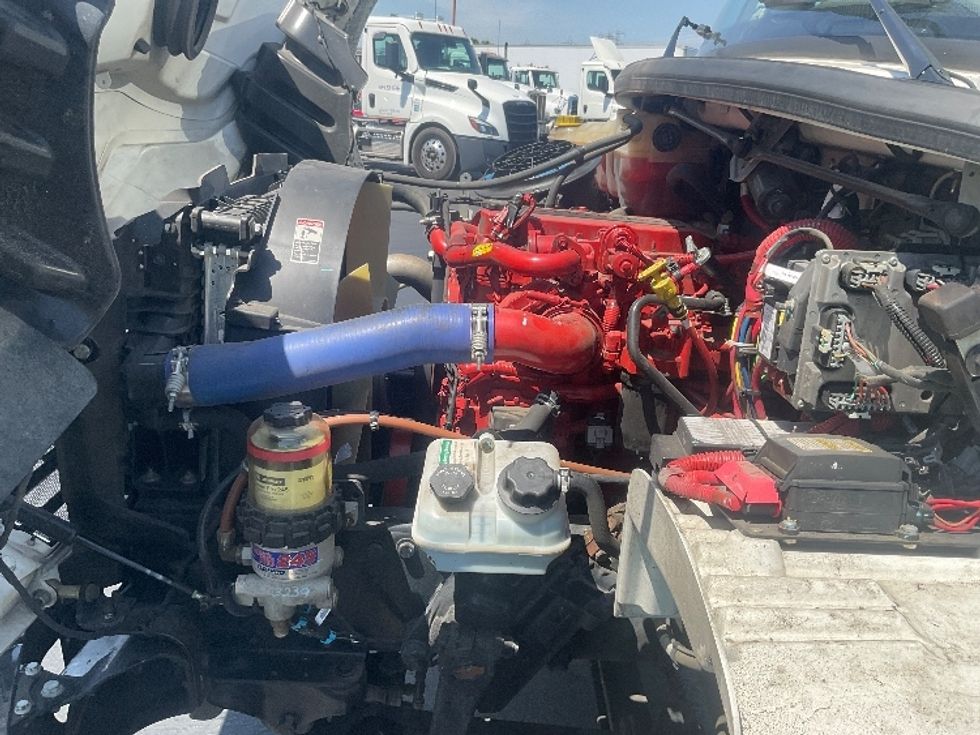 Medium Duty Box Truck-Light and Medium Duty Trucks-Freightliner-2021-M2-Dayton-NJ-117,356\n\t\tmiles-$ 66,000 - Image 24