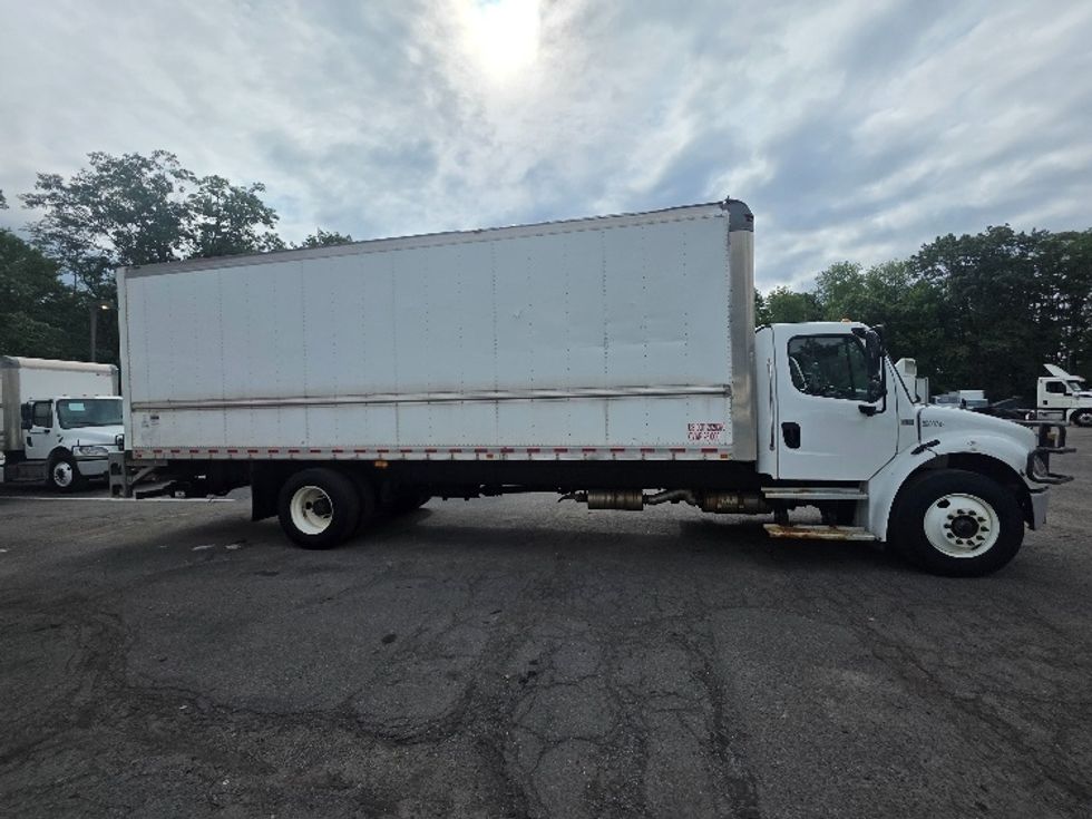 Medium Duty Box Truck-Light and Medium Duty Trucks-Freightliner-2021-M2-Dayton-NJ-90,619\n\t\tmiles-$ 60,000 - Image 15