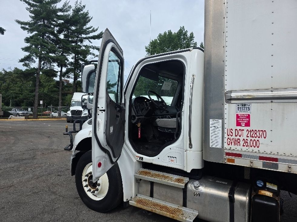Medium Duty Box Truck-Light and Medium Duty Trucks-Freightliner-2021-M2-Dayton-NJ-90,619\n\t\tmiles-$ 60,000 - Image 16