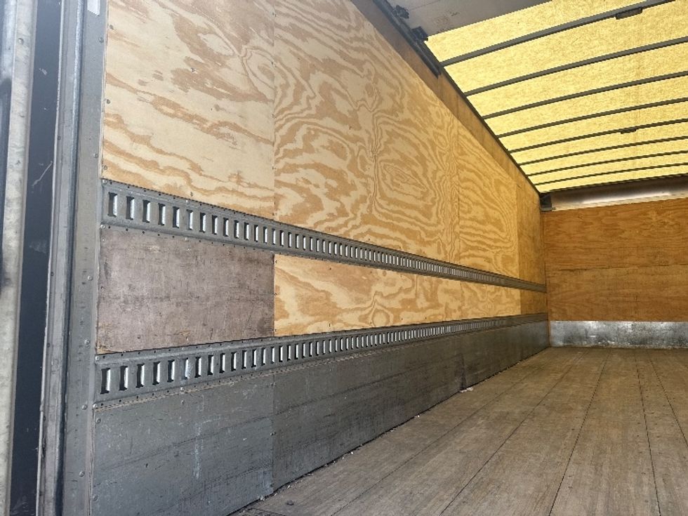 Medium Duty Box Truck-Light and Medium Duty Trucks-Freightliner-2021-M2-Decatur-AL-109,785\n\t\tmiles-$ 72,500 - Image 11