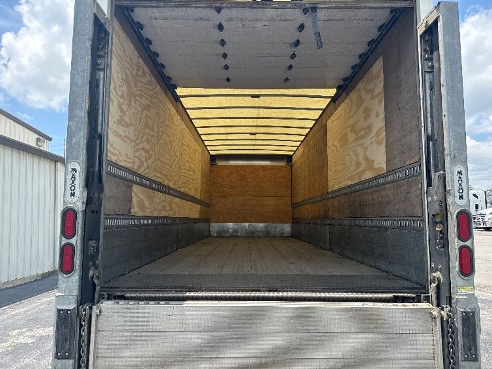 Medium Duty Box Truck-Light and Medium Duty Trucks-Freightliner-2021-M2-Decatur-AL-109,785\n\t\tmiles-$ 72,500 - Image 8