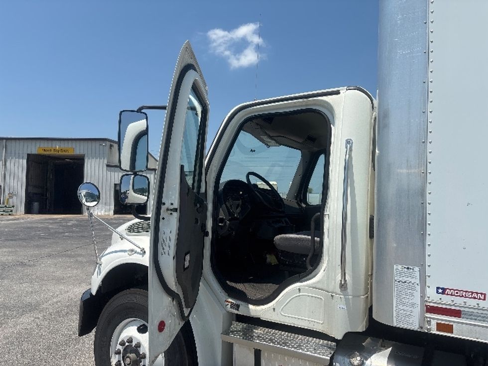 Medium Duty Box Truck-Light and Medium Duty Trucks-Freightliner-2021-M2-Decatur-AL-110,015\n\t\tmiles-$ 72,500 - Image 15