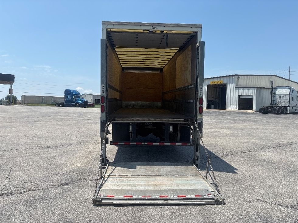 Medium Duty Box Truck-Light and Medium Duty Trucks-Freightliner-2021-M2-Decatur-AL-110,015\n\t\tmiles-$ 72,500 - Image 9