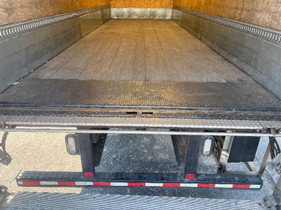Medium Duty Box Truck-Light and Medium Duty Trucks-Freightliner-2021-M2-Decatur-AL-110,624\n\t\tmiles-$ 75,500 - Image 10