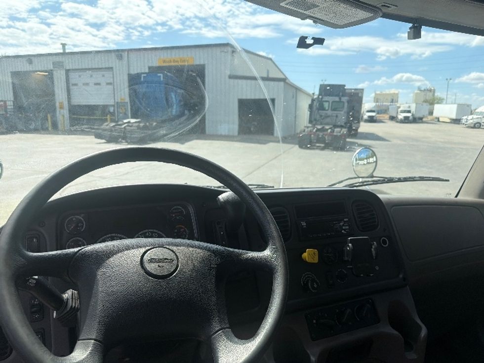 Medium Duty Box Truck-Light and Medium Duty Trucks-Freightliner-2021-M2-Decatur-AL-110,624\n\t\tmiles-$ 75,500 - Image 18